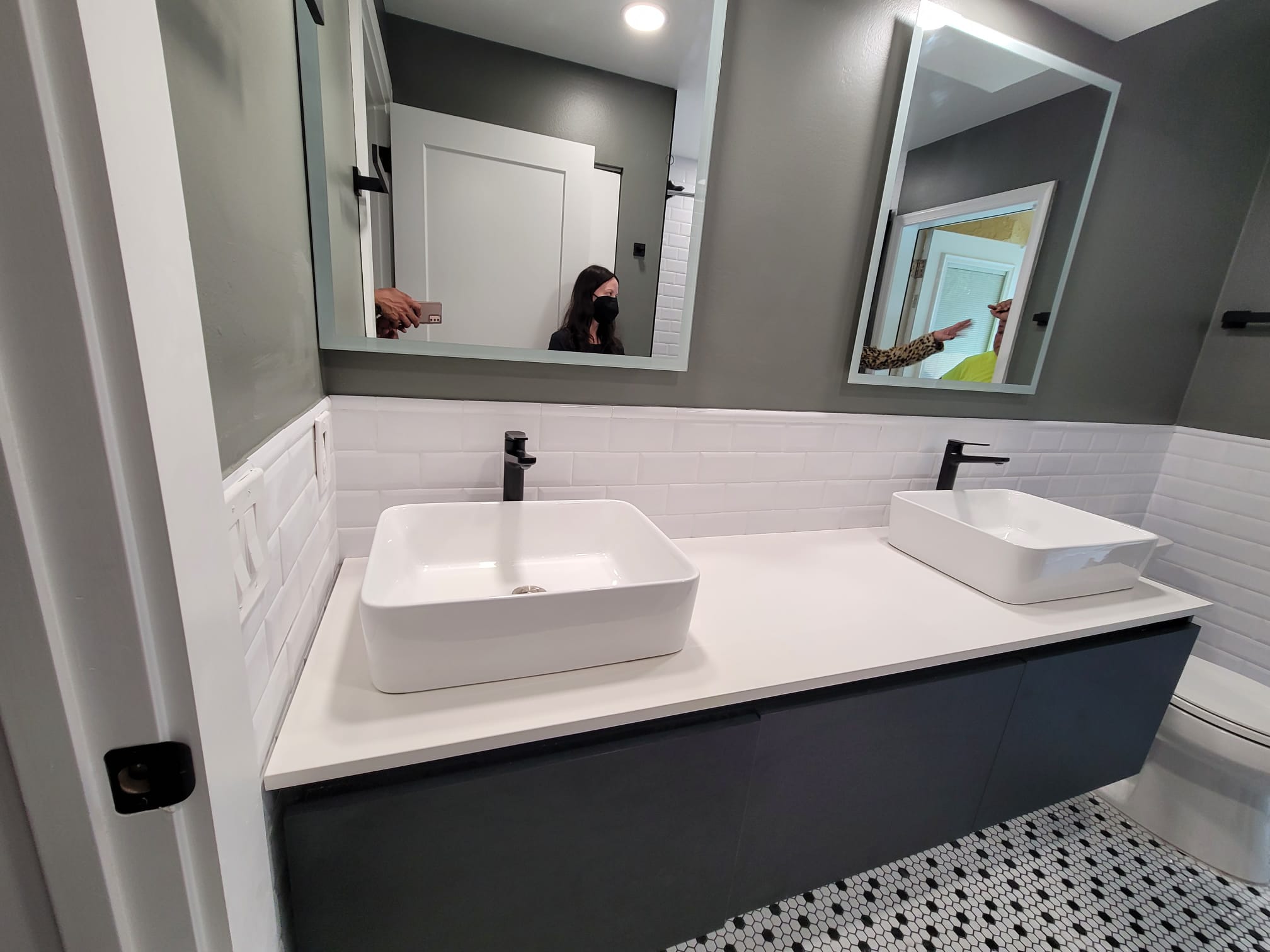 smart bathroom features for luxury homes